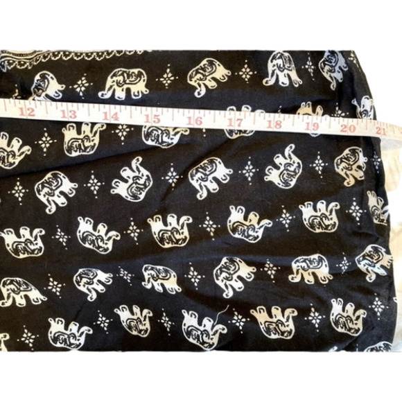 Palazzo PANTS With ELEPHANT DESIGN - Size S: NWOT - Picture 8 of 10